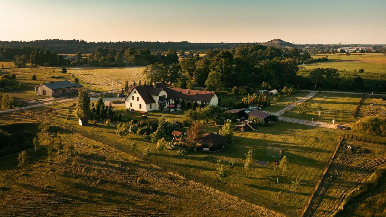 Отель Viesu Nams Kapsargi Вентспилс Экстерьер фото
